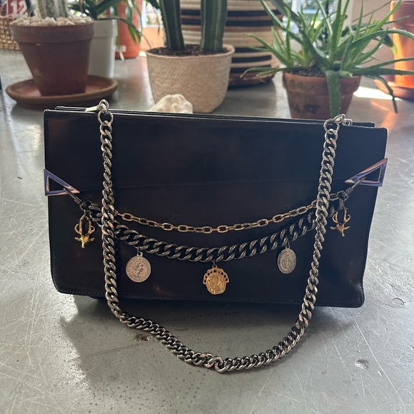 Custom One of a Kind Korean Clutch - Picture 2 of 4